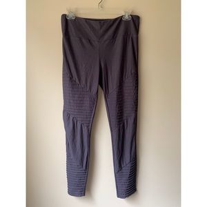 entro gray moto leggings